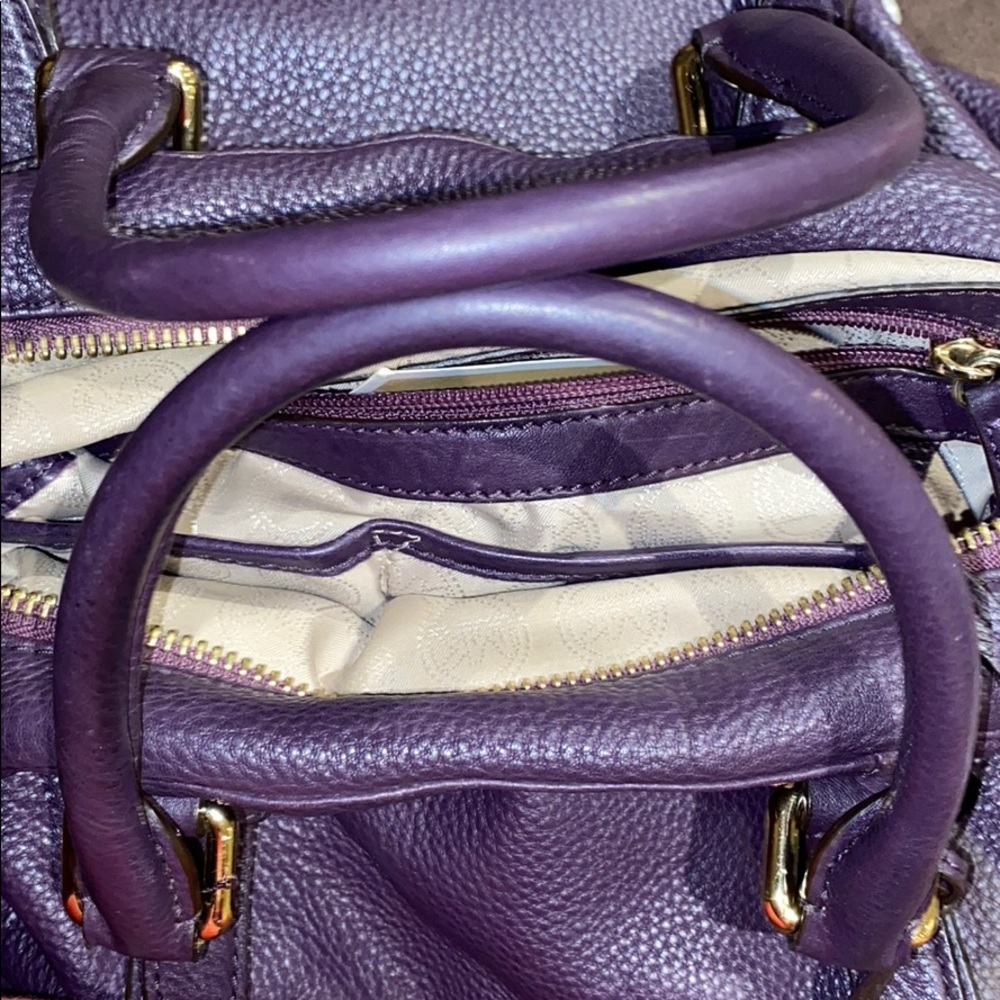 Purple/Plum Michael Kors bag - Picture 9 of 12